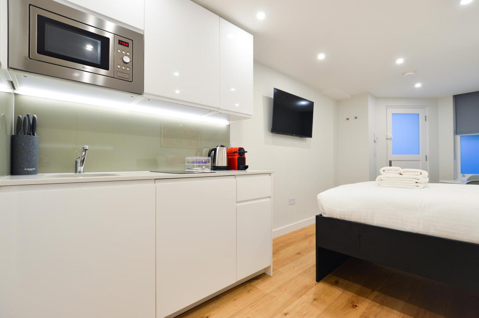 Earls Court East Serviced Apartments By Stayprime Londen Buitenkant foto