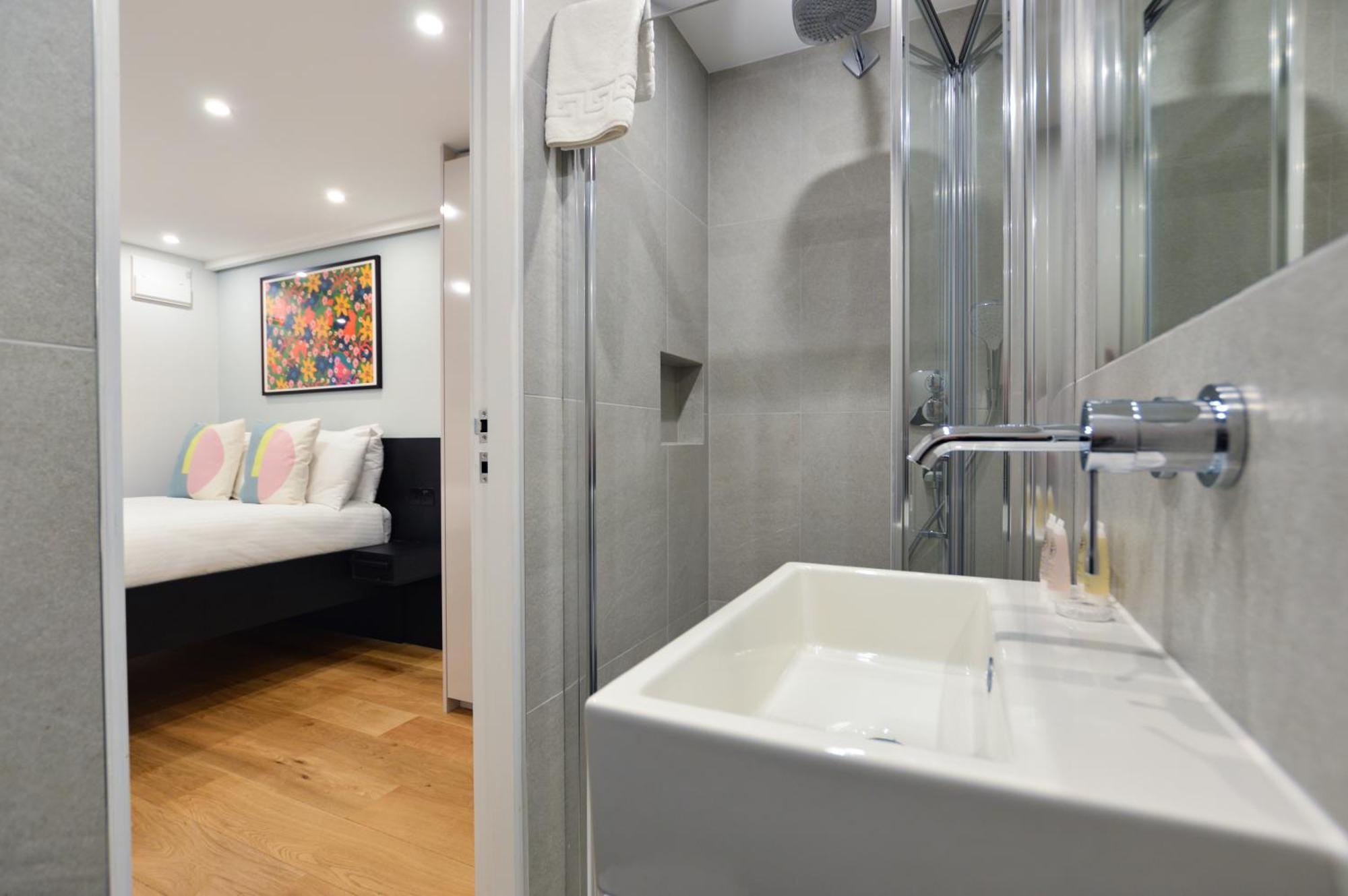 Earls Court East Serviced Apartments By Stayprime Londen Buitenkant foto