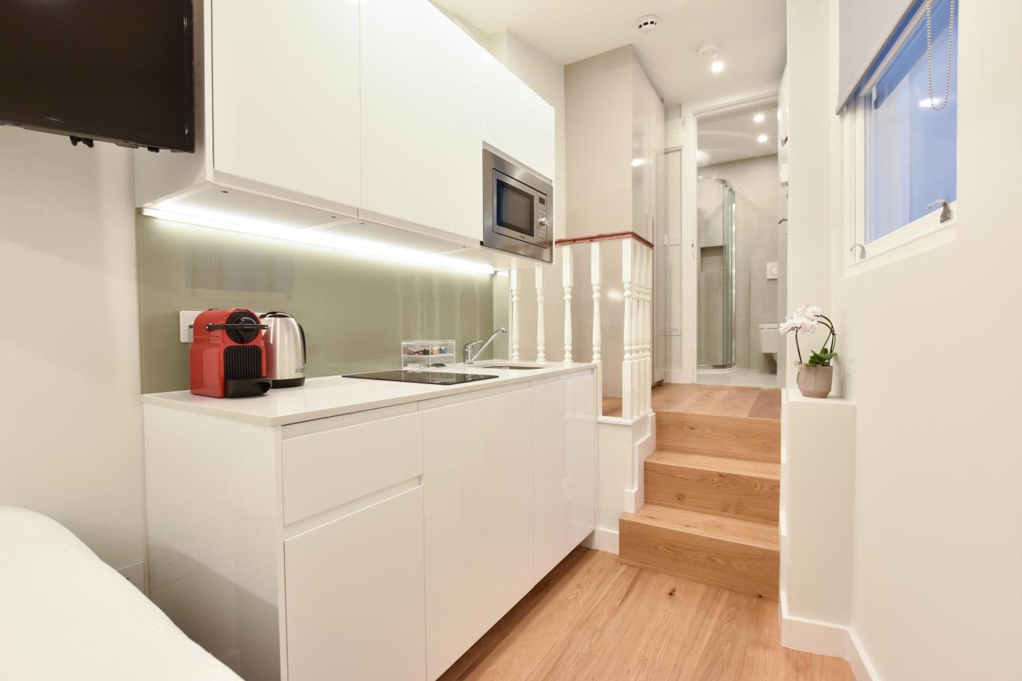 Earls Court East Serviced Apartments By Stayprime Londen Buitenkant foto